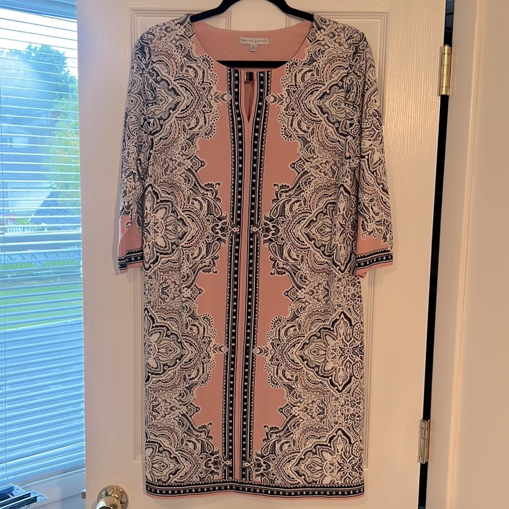 Sandra Darren pull on dress size 16